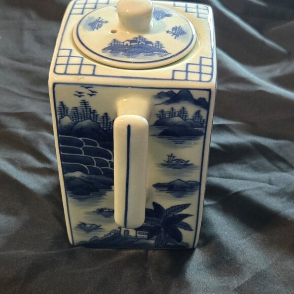 Vintage Porcelain Square-Shaped Chinese Teapot w/ Asian Scenery - Picture 5 of 7